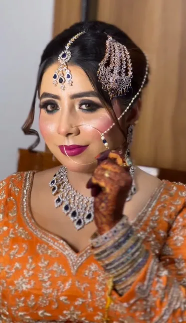 divinebeautystudio-kajal makeover artist
